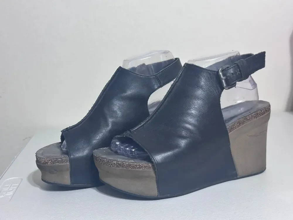 Otbt Jaunt Womens platform wedge sandals US 9 Black leather heel Cork Trim